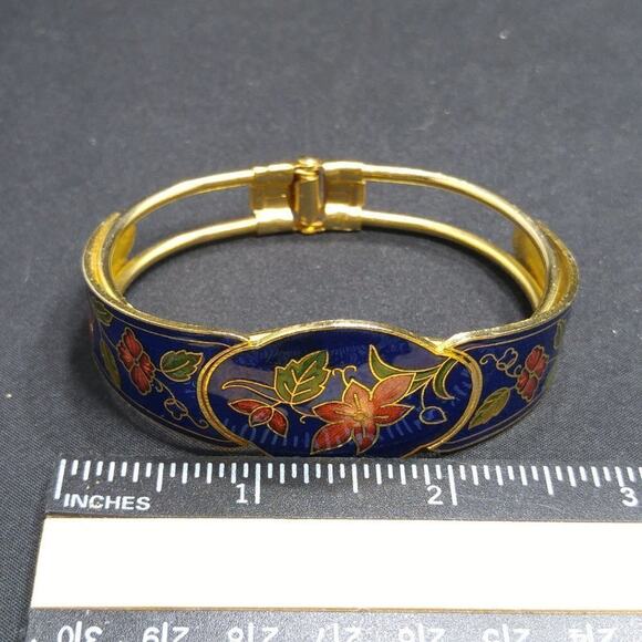 Vintage Cloisonne Blue Enamel Red Flower Bracelet, Hinged, 1970s, 7 Inches - Picture 10 of 10